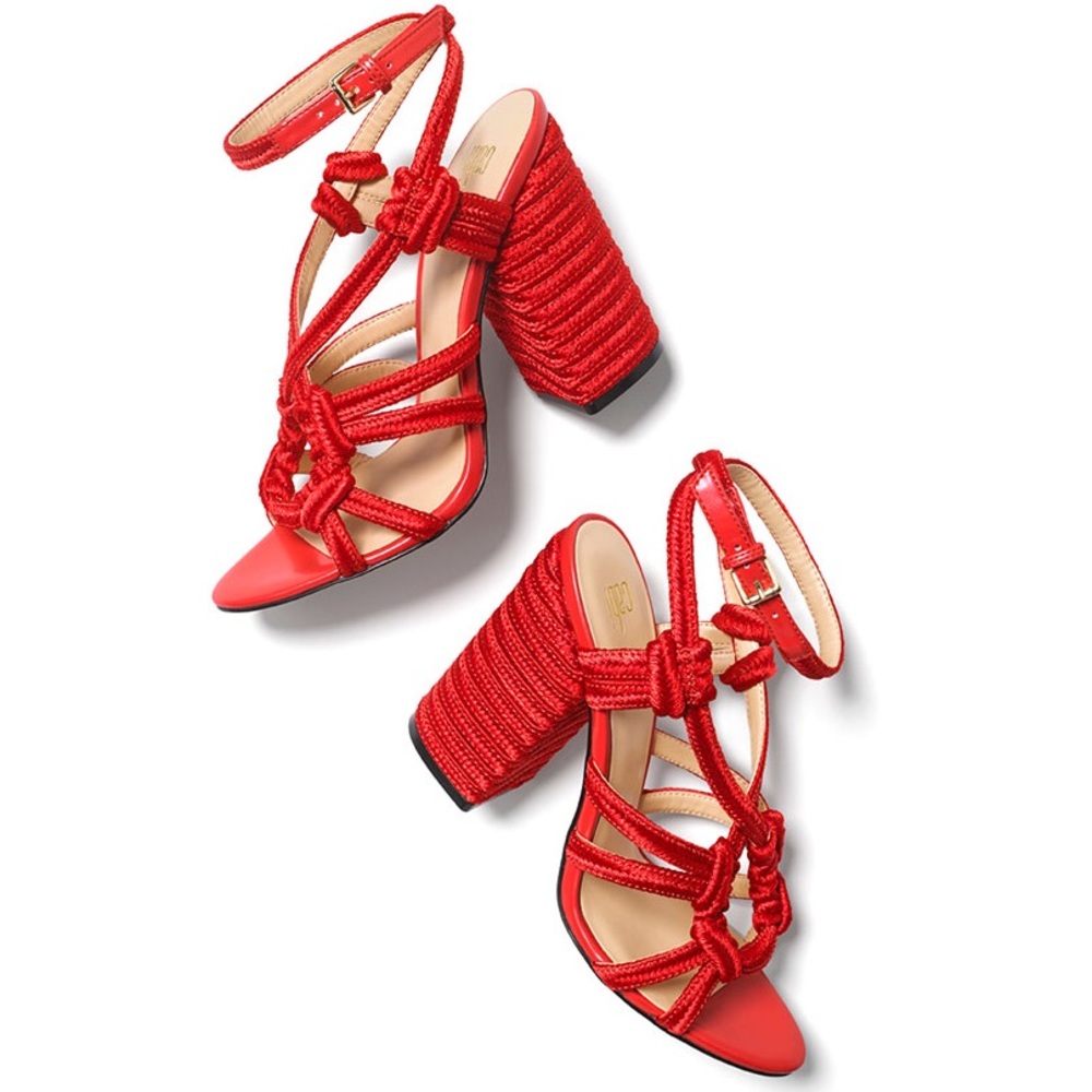 ❣️cabi NIB Tiptoe Sandal